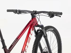 VTT Aluminium TREK Marlin 7 3e gén. Fury Red Lithium Grey Fade