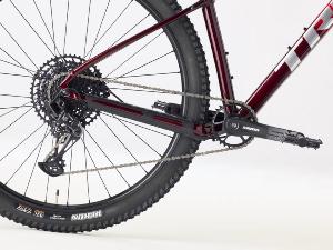 VTT Aluminium TREK Marlin 7 3e gén. Fury Red Lithium Grey Fade