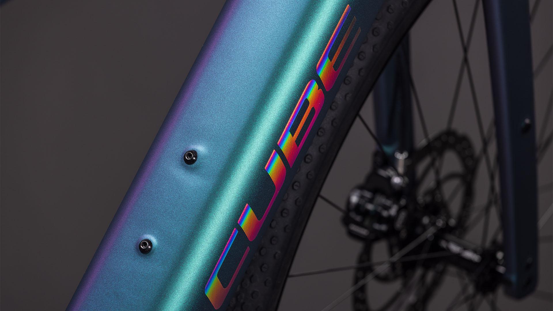 Vélo gravel électrique Cube nulane hybrid c:62 slx 400x polarlight´n´prism