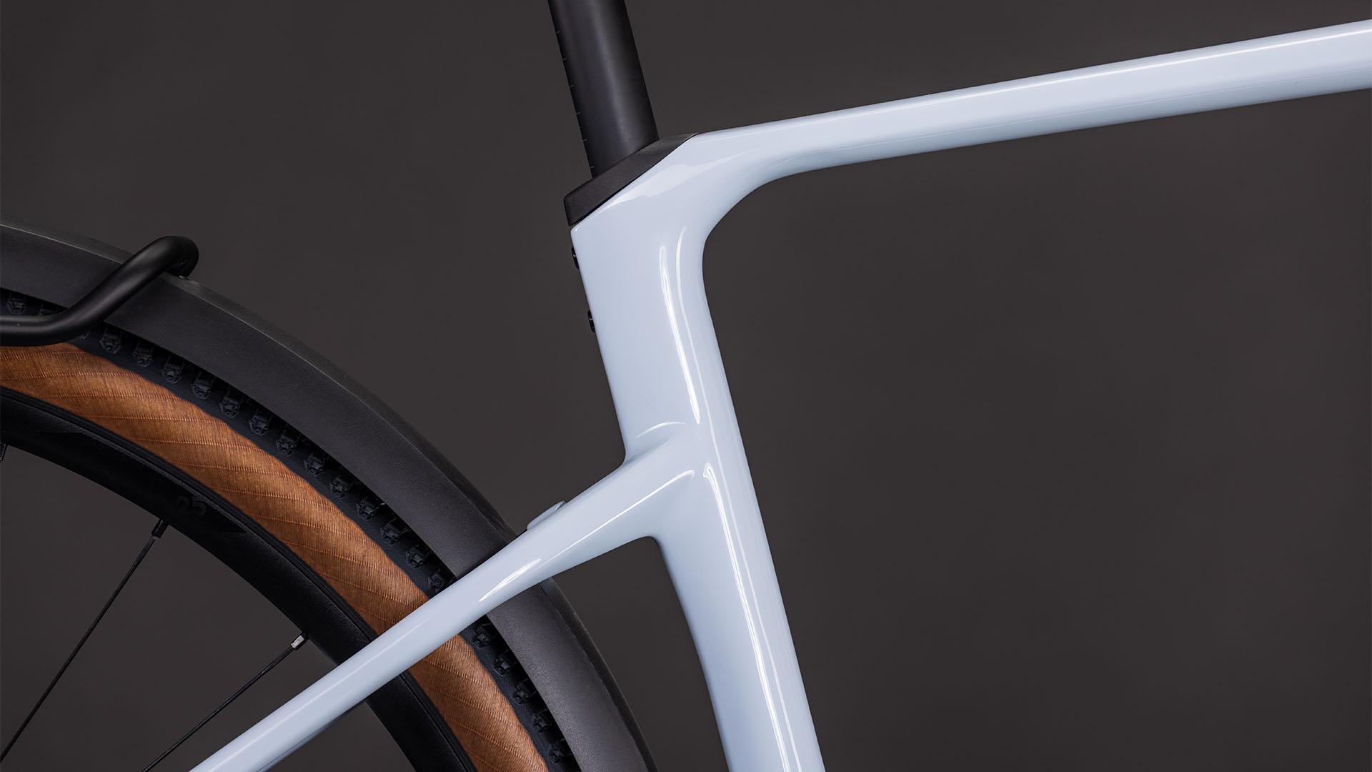 Vélo gravel électrique Cube nuroad hybrid c:62 slx 400x fe iceblue´n´prism