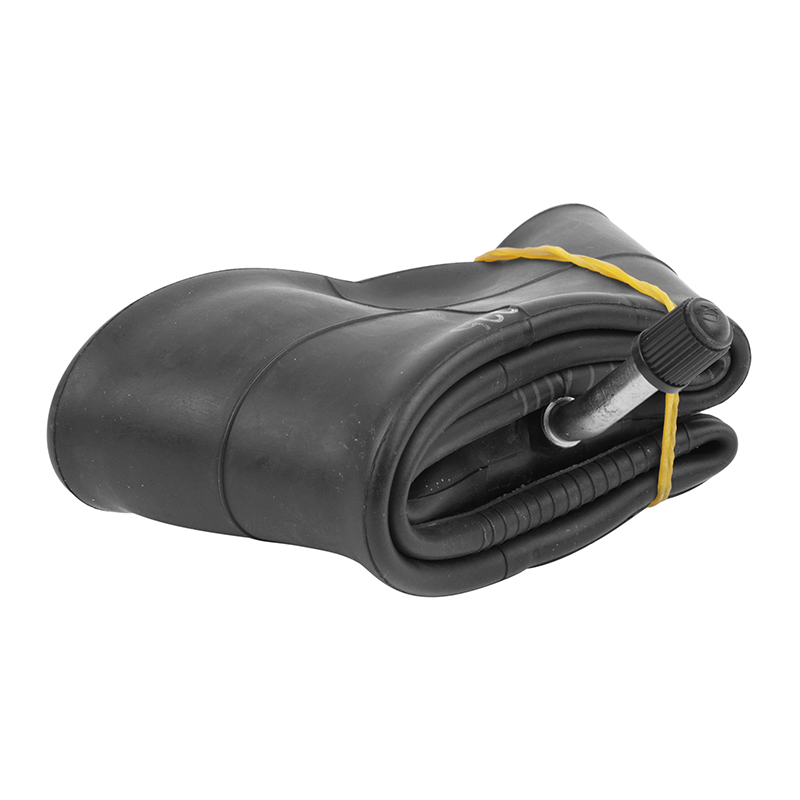 Chambre a air trottinette 10 x 2.5 valve standard coudee 135° (45° exterieur) diam interne 140 mm