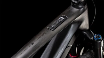 Vtt électrique Cube ams hybrid one44 c:68x race 400 WH 29 pouce (noire)